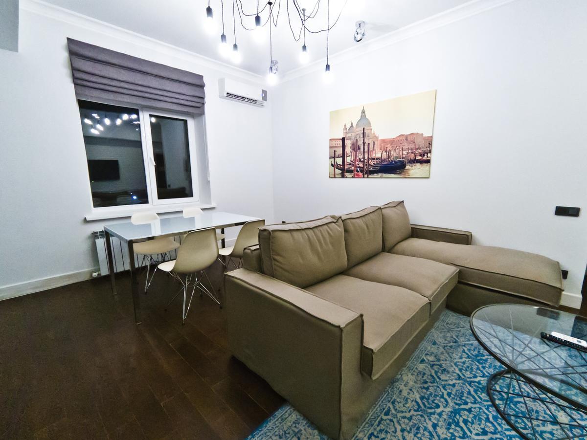 Opera Apartments アルマトイ エクステリア 写真